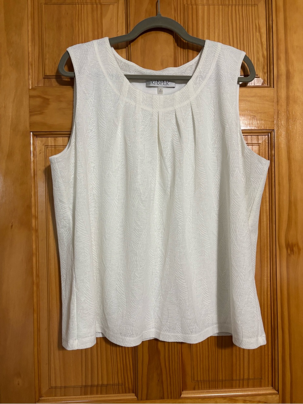 Kasper Ivory Sleeveless Pleated Neck Camisole